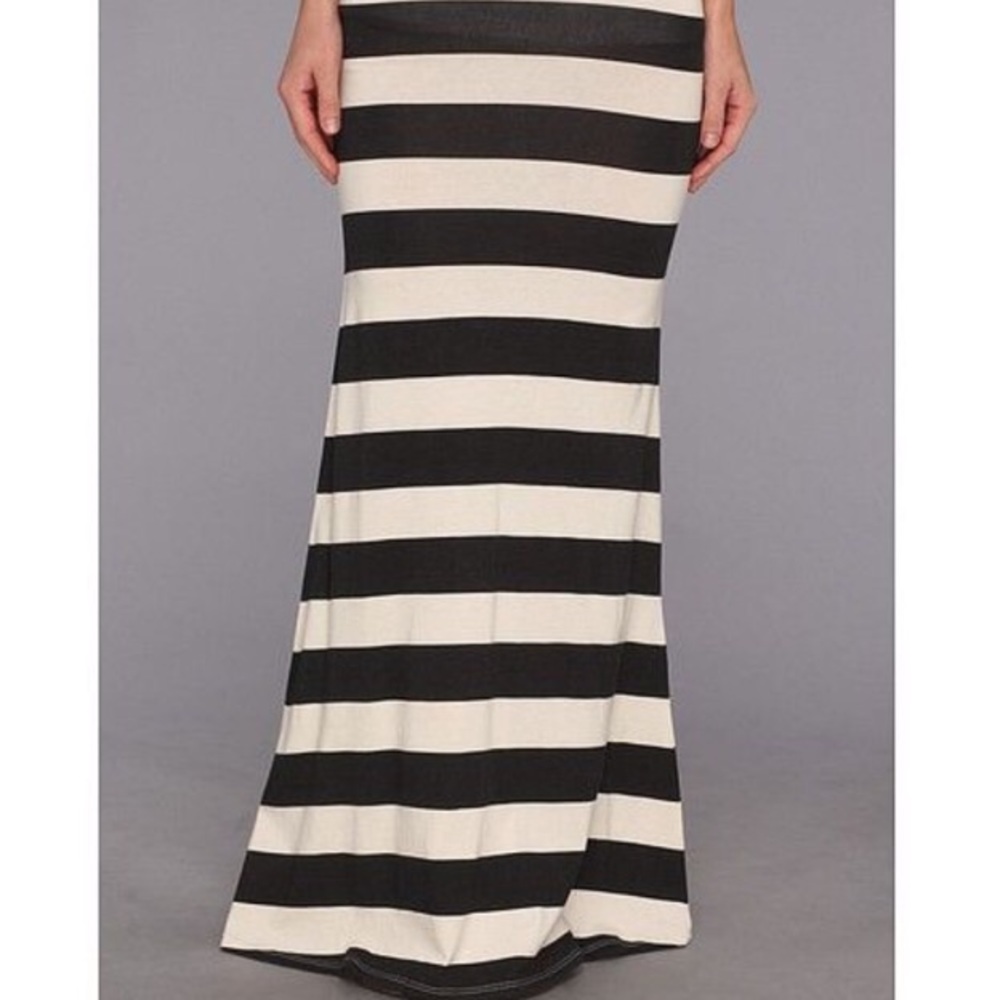 🌻3 for $30🌻Billabong Maxi Striped Skirt